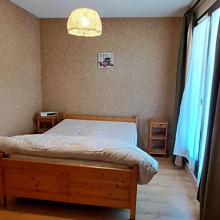 Appartement Confortable T2 avec balcon et parking à Jausiers - FR-1-165A-174